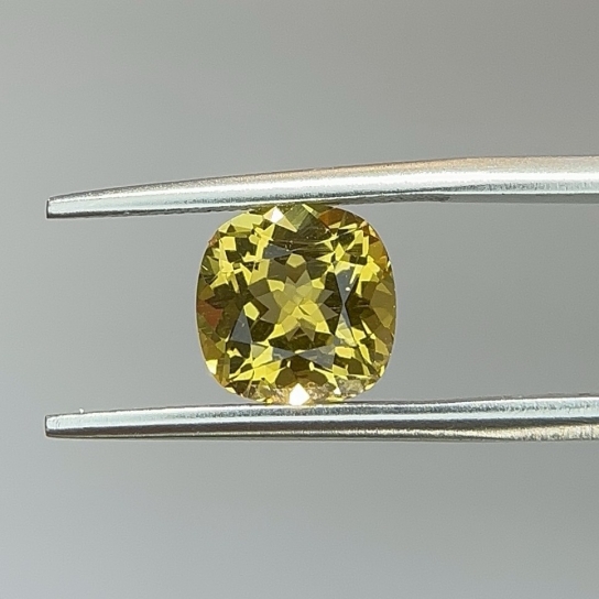 2.4ct Yellow Heliodor YH4
