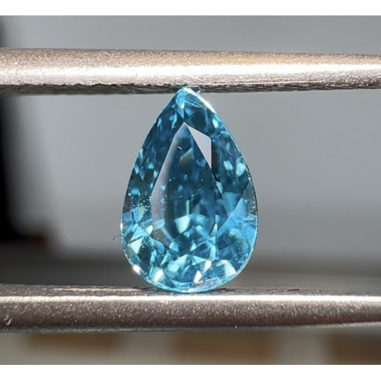 1.6ct Zircon