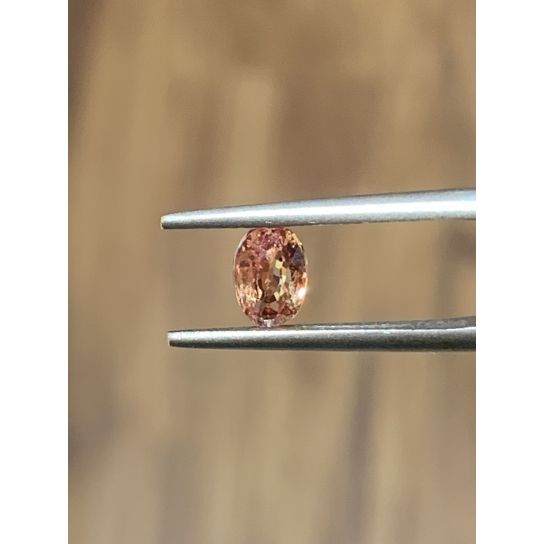 0.9ct Padparadscha 
