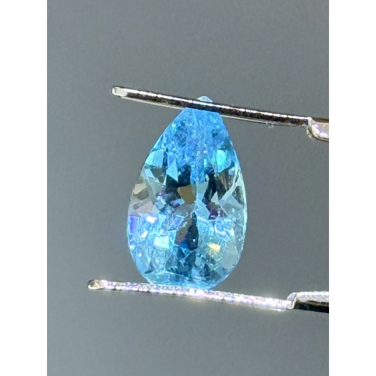 2.3ct Sparkly Apatite 