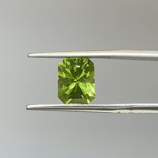 3.5ct Peridot