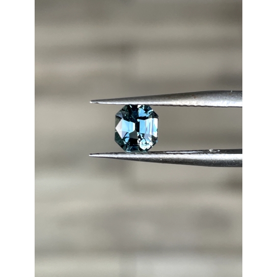 1.06ct Teal Sapphire 