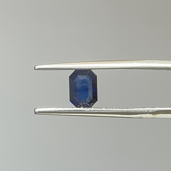 1.1ct Blue Sapphire