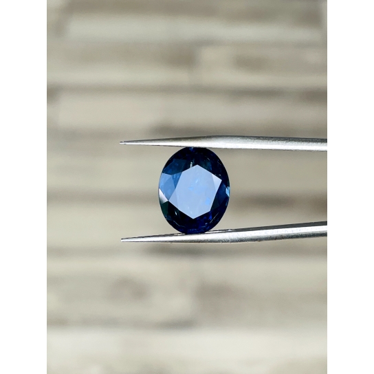 7.93ct Royal Blue Sapphire 