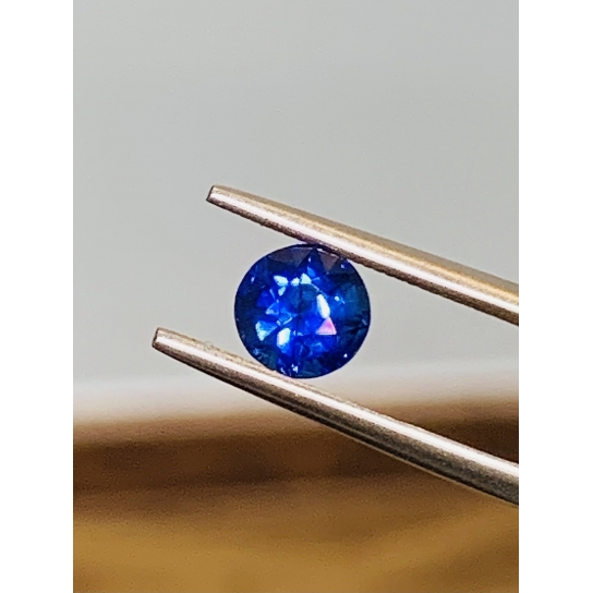 1.3ct Royal Blue Sapphire